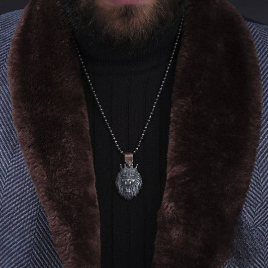 قلادة برأس أسد متوّج – صورة 2