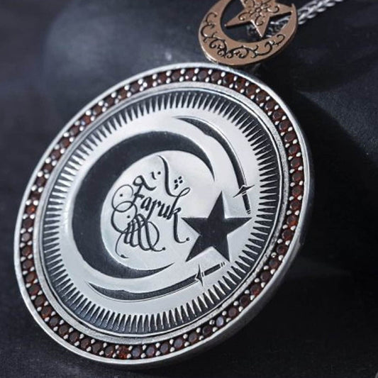 Crescent moon and star name necklace with red zircon – view 2