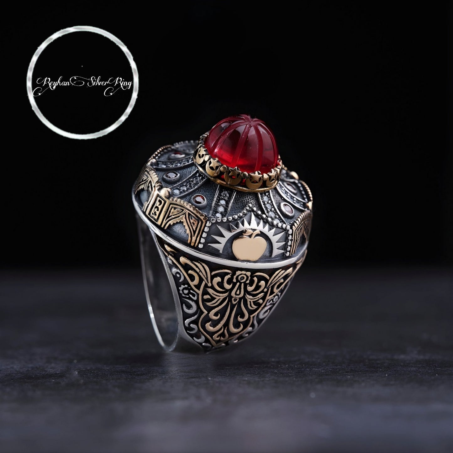 Ring aus Sterlingsilber mit rotem Onyx: Handgefertigter osmanisch-türkischer Schmuck