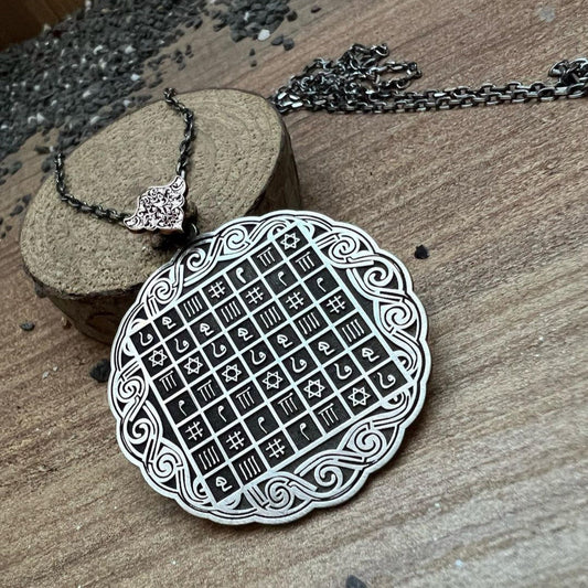 Abjad calendar round pendant necklace – view 2
