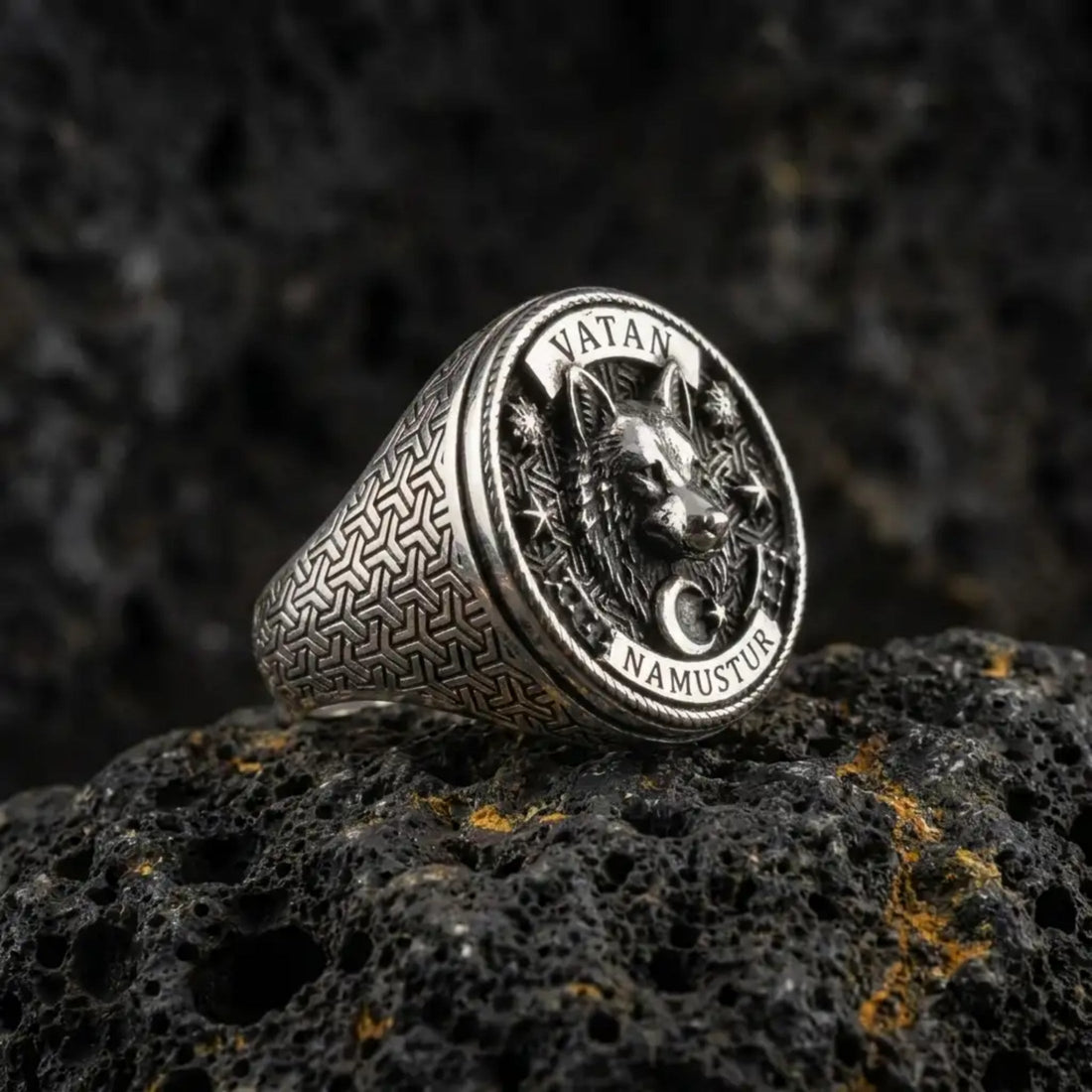 Vatan Namustur Wolf Ring: A Powerful Symbol in 925 Sterling Silver