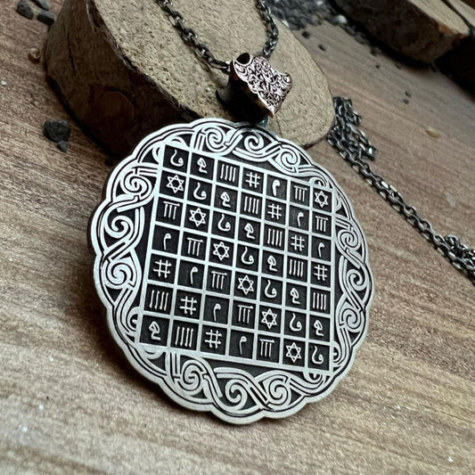 Abjad calendar round pendant necklace in 925 sterling silver