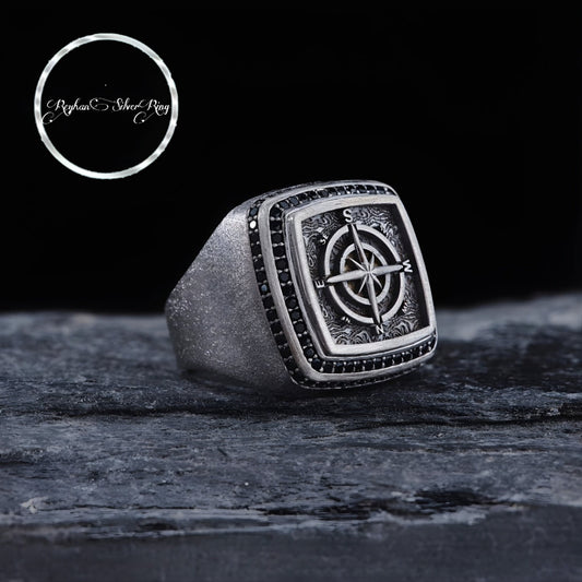 Compass ring with black zircon in 925 sterling silver