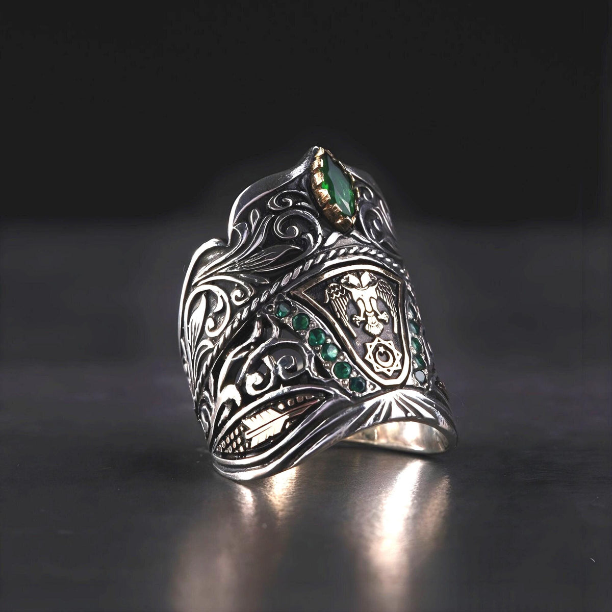 Double Eagle Zihgir Ring Green Zircon Seljuk in 925 sterling silver