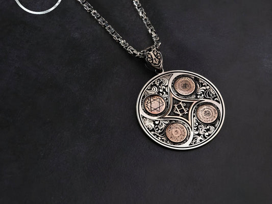 Guard medallion necklace with Seal of Solomon and Ayat al-Kursi in 925 sterling silver