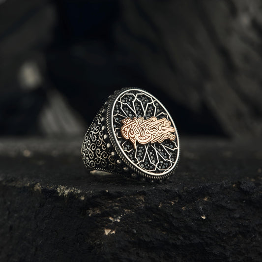 Hasbiyallah ring with black micro stones and Seljuk motifs in 925 sterling silver