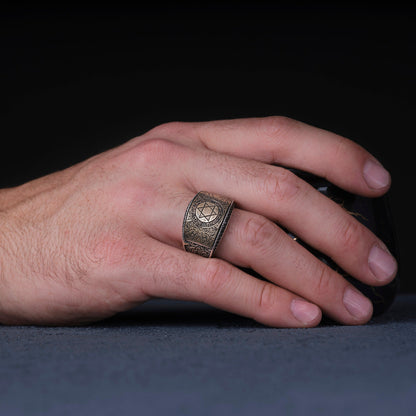 Seal of Solomon ring with Ottoman motifs and black zircon – view 4