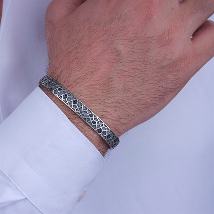 Handgefertigtes Herrenarmband aus 925er Sterlingsilber mit Mikrozirkonen