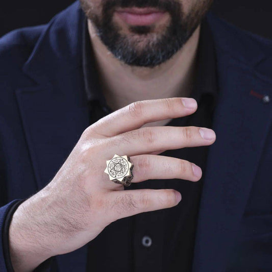 Seal of Solomon ring with carved red amber – view 2