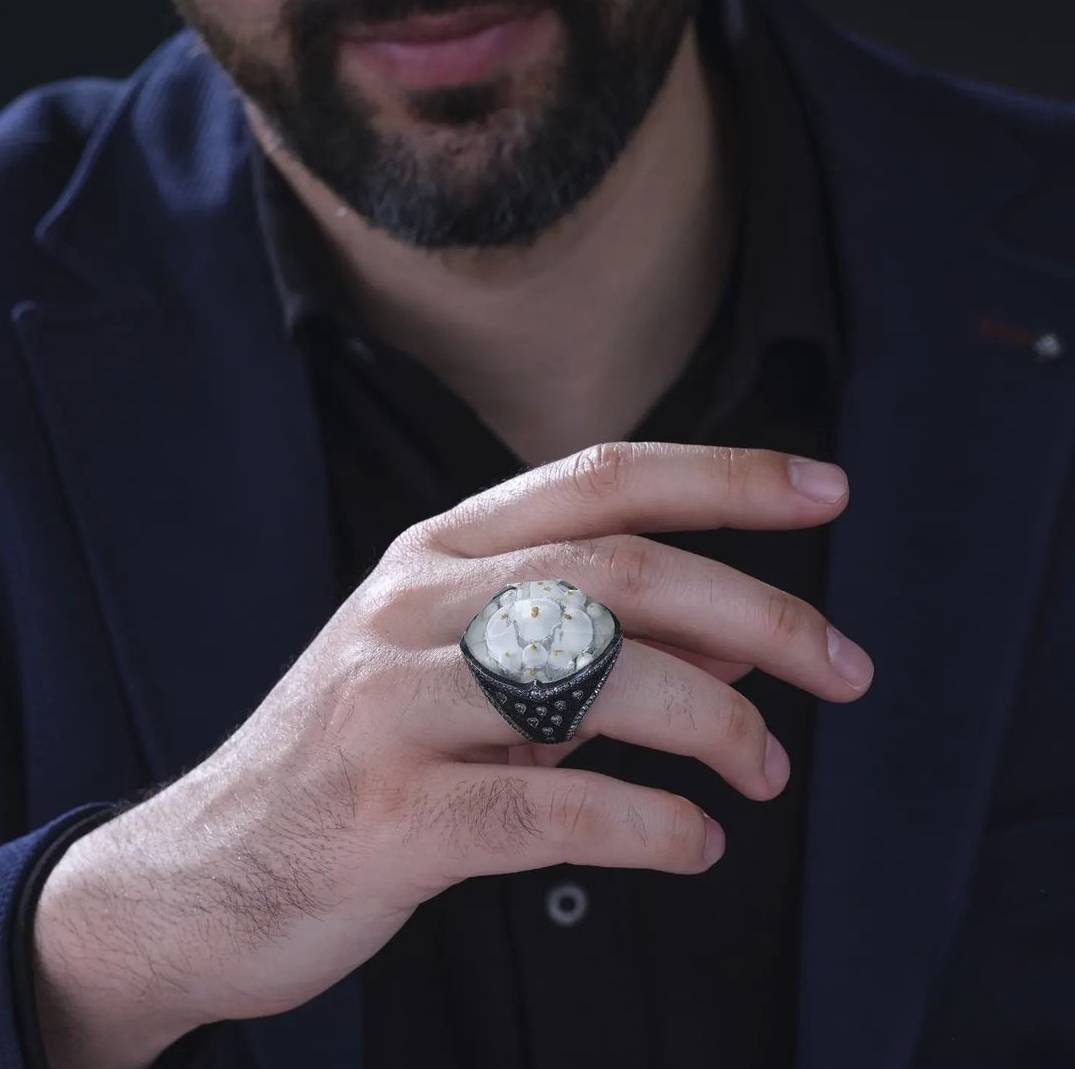 Süleymaniye Mosque negative engraving ring – view 2