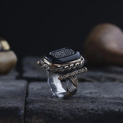 Verstellbarer Strickring aus schwarzem Onyx – Handgefertigter Edelsteinschmuck