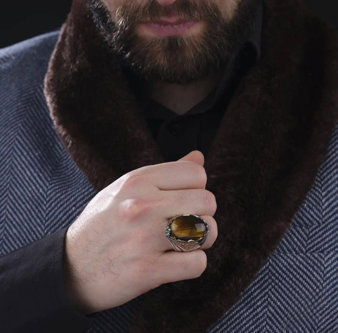 Tiger eye men's ring – view 4