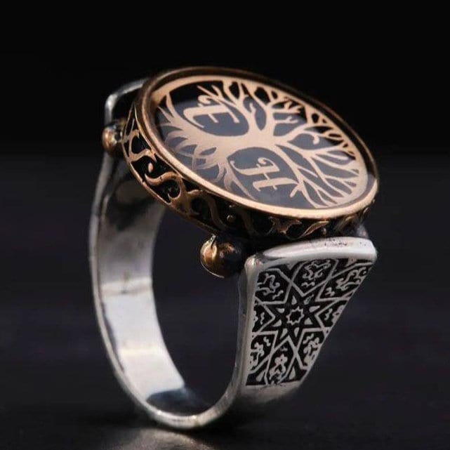 Family tree initial ring – view 3