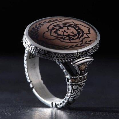 Oval lion men's ring – view 4