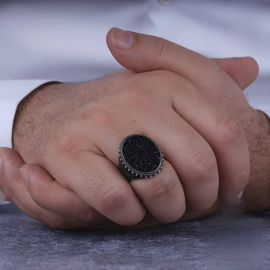 خاتم بيضاوي منقوش بالزركونيا السوداء – صورة 2