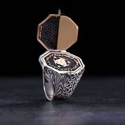 Crescent and star covered ring – view 4