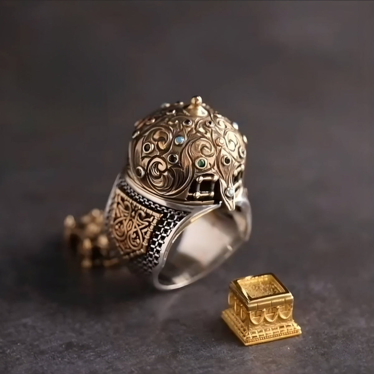 Hagia Sophia and Kaaba helmet ring – view 4