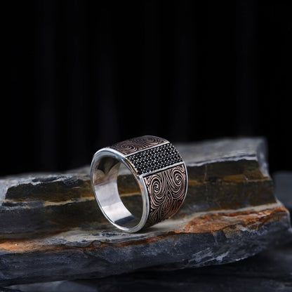 Handgefertigter Ring aus Sterlingsilber mit schwarzem Zirkon – verstellbarer Edelsteinschmuck