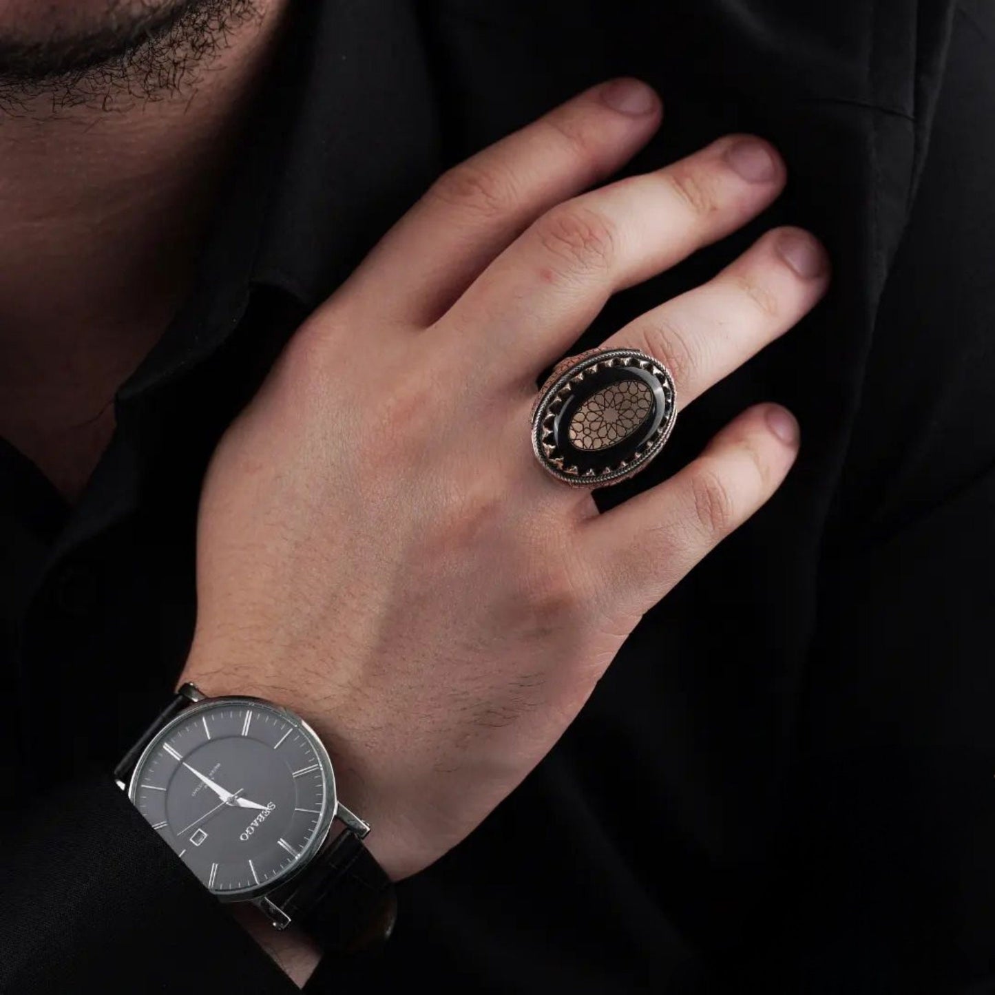 Authentischer Ring aus 925er Silber mit schwarzem Feuerbernstein, Seldschukenkunst – handgefertigter Schmuck