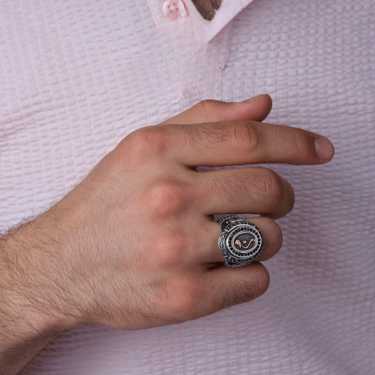 Personalized Arabic letter men's ring with Ottoman motifs – view 3