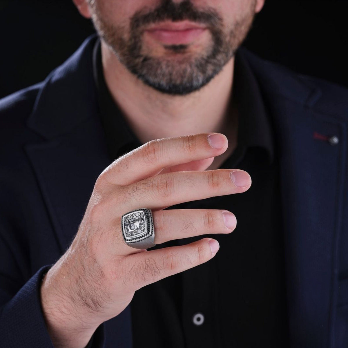 Skull ring with black cubic zirconia – view 2
