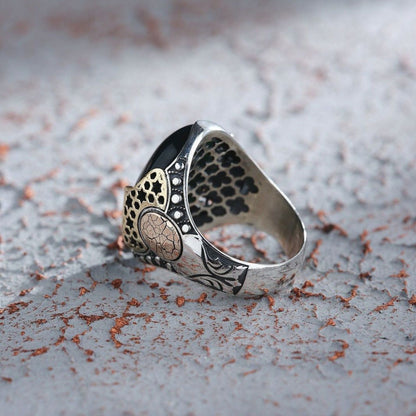 La Ghalibe Illallah Ring, Black Agate – view 4