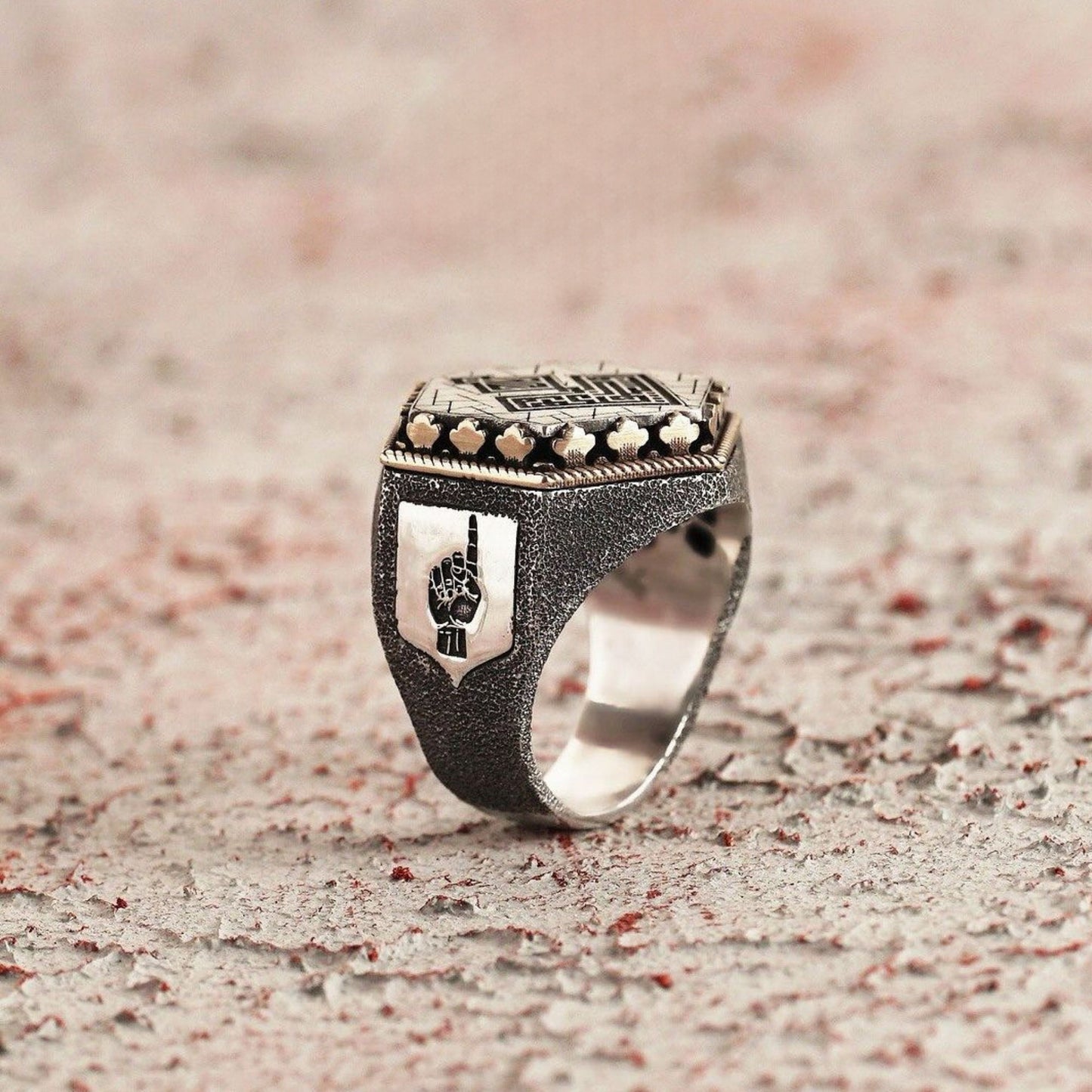 Sechseckiger Ring aus Sterlingsilber: Kufi-Kalligrafie, islamische Inschrift