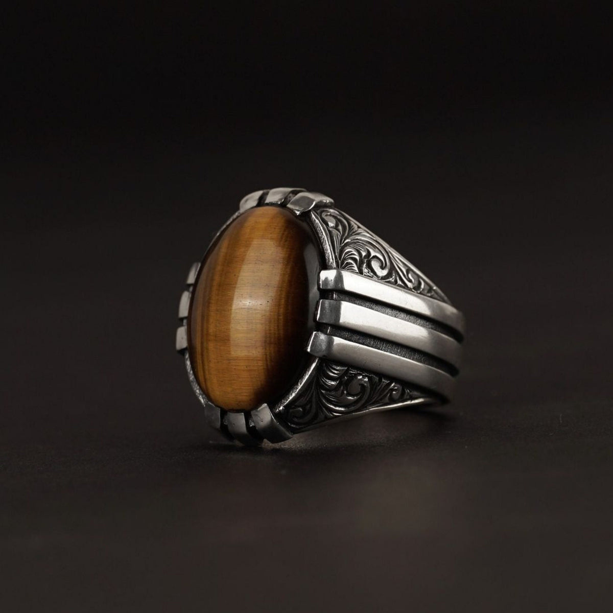 Oval claw-set tiger eye ring – view 3