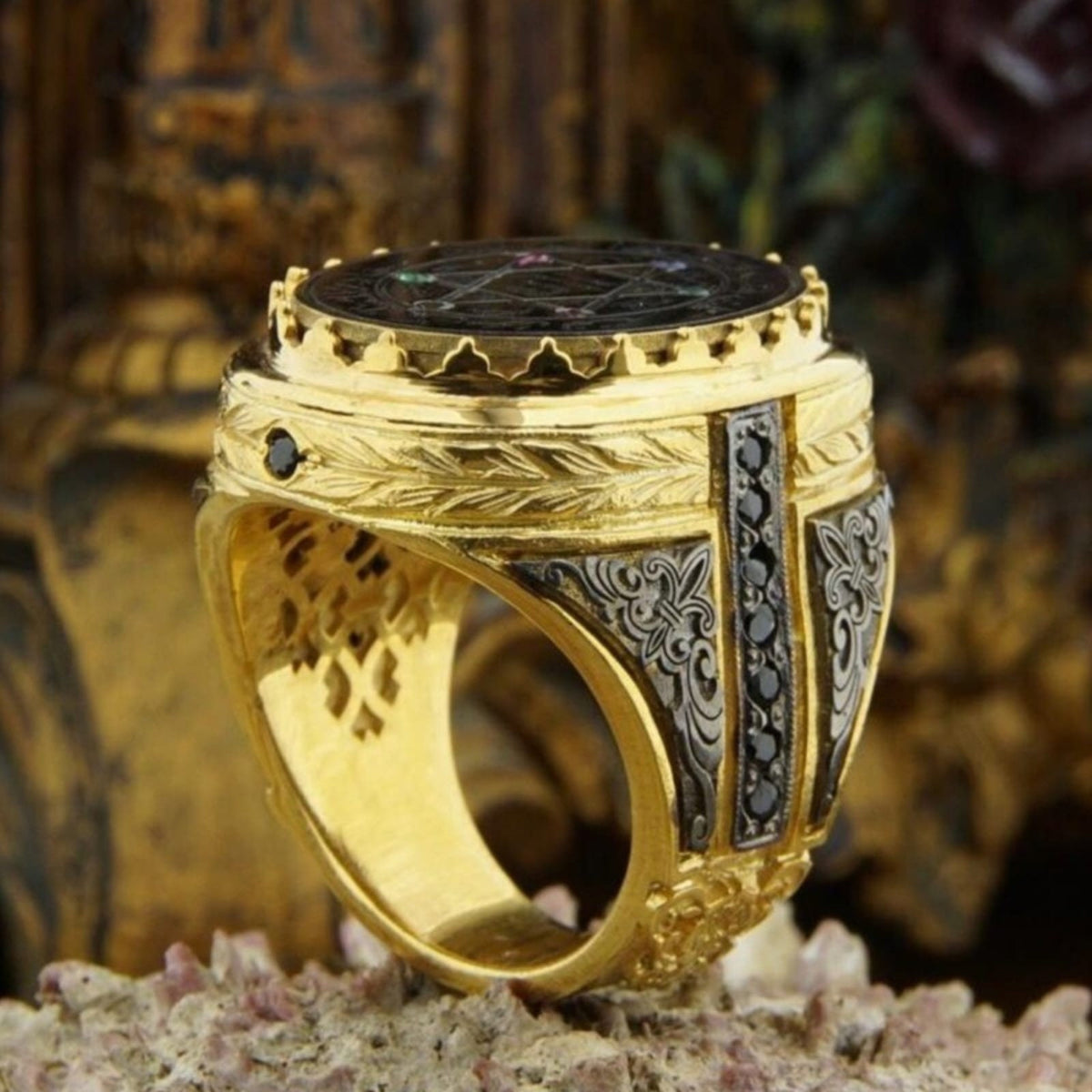 Seal of Solomon gold-plated ring with black zircon – view 4