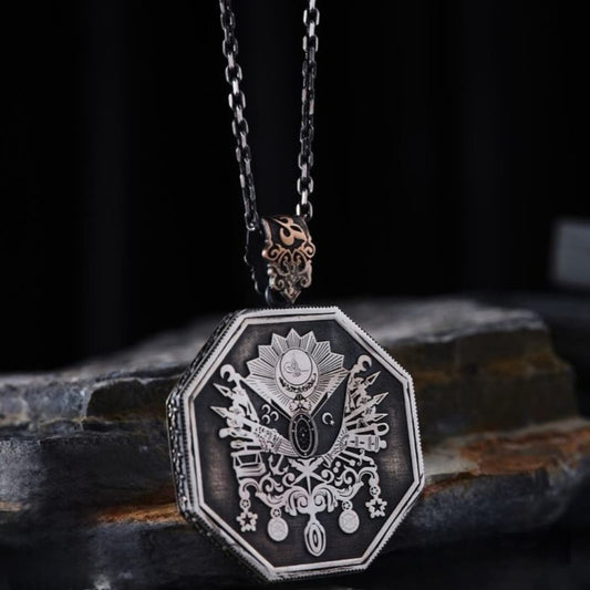 OttomanCrescent & Star Necklace – Personalized Name | 925 Silver