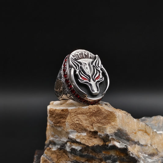 Red-Eyed Wolf Ring – Gökturk Script & Red Zircon | 925 Silver