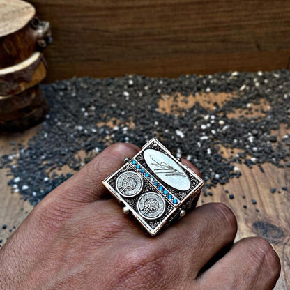 Falaq and Nas signature ring – view 2
