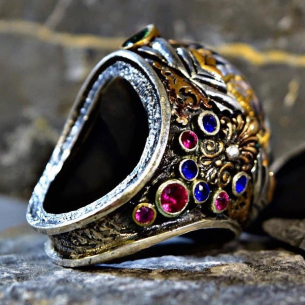 Hagia Sophia carved quartz ring with zircon – view 4