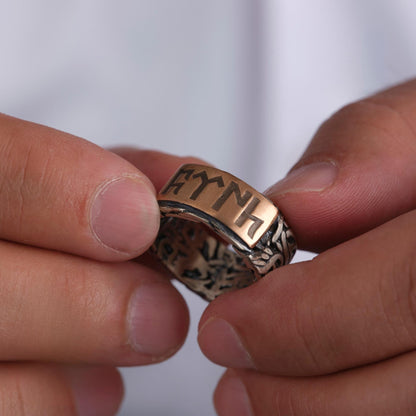 Göktürk wedding ring with name engraving – view 2