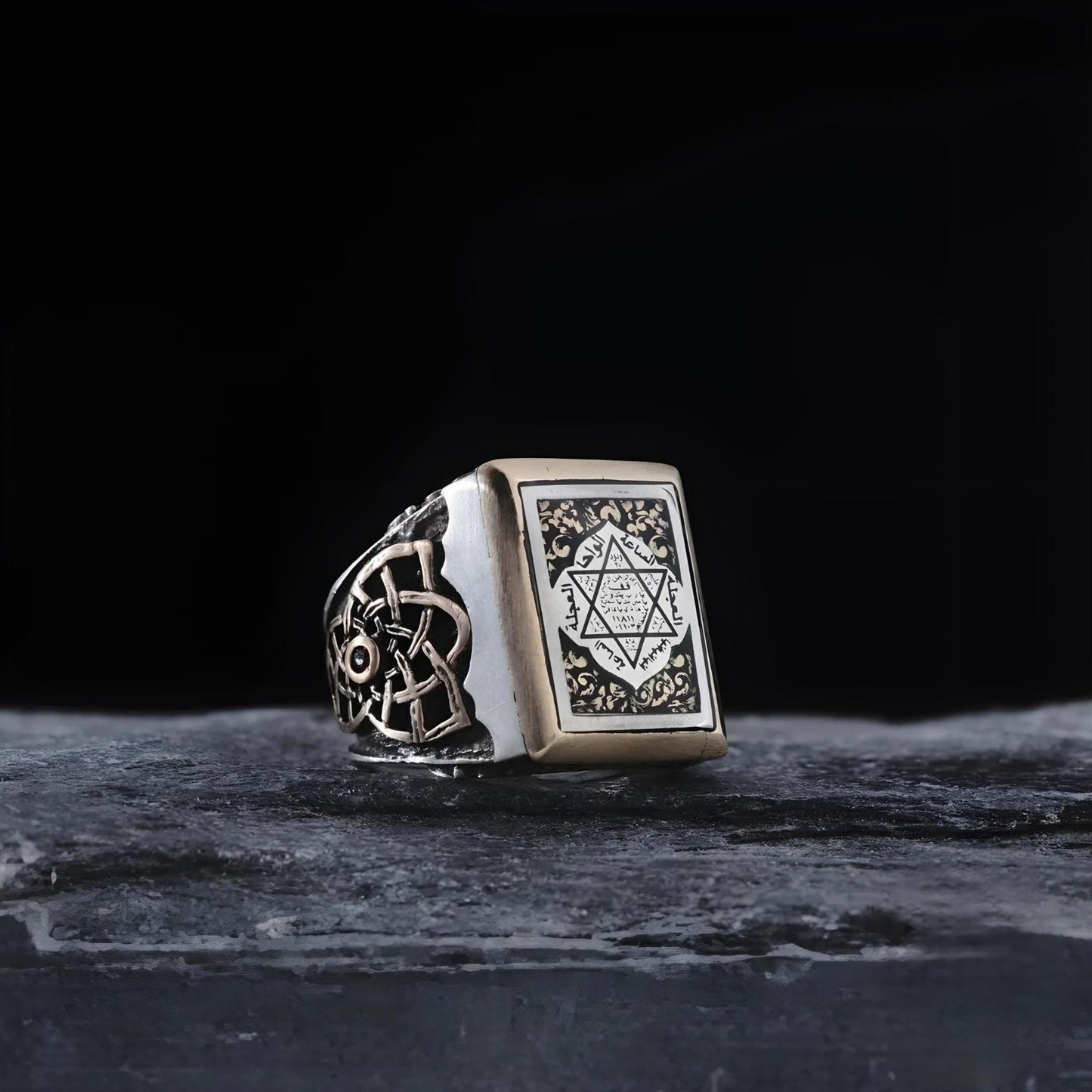 Ring mit Salomonssiegel aus 925er Silber: Handgefertigter Herren-Talisman-Schmuck