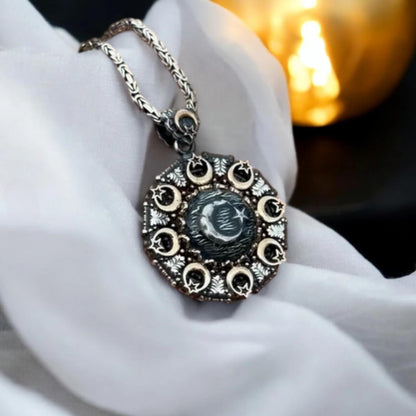 Turkish moon and star medallion necklace – view 4