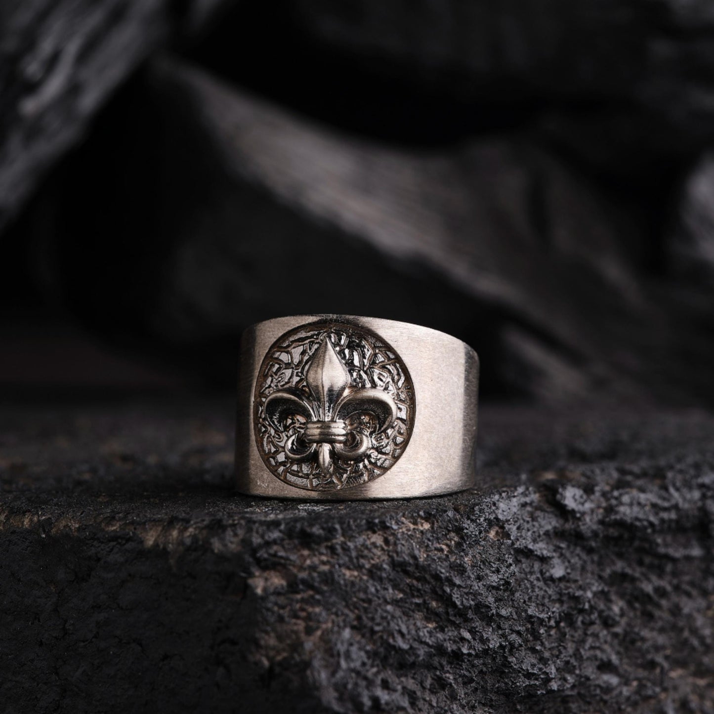Sterling Silver Lily Flower Ring 3D Floral Wedding Band