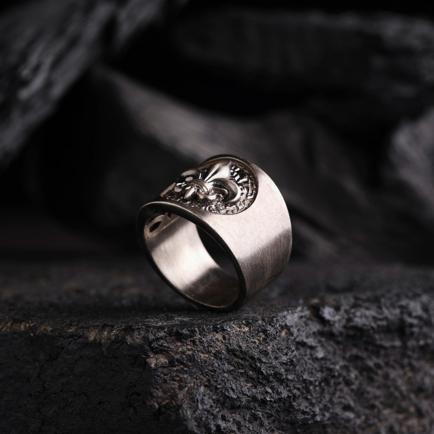 Sterling Silver Lily Flower Ring 3D Floral Wedding Band