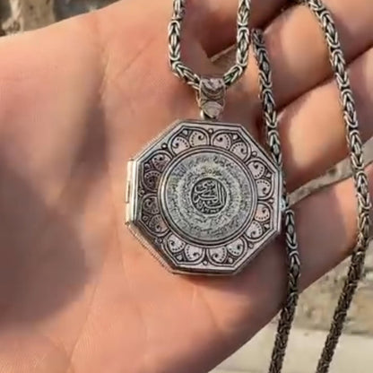 Islamic Prayer Medallion Necklace – Personalized 925 Sterling Silver Locket
