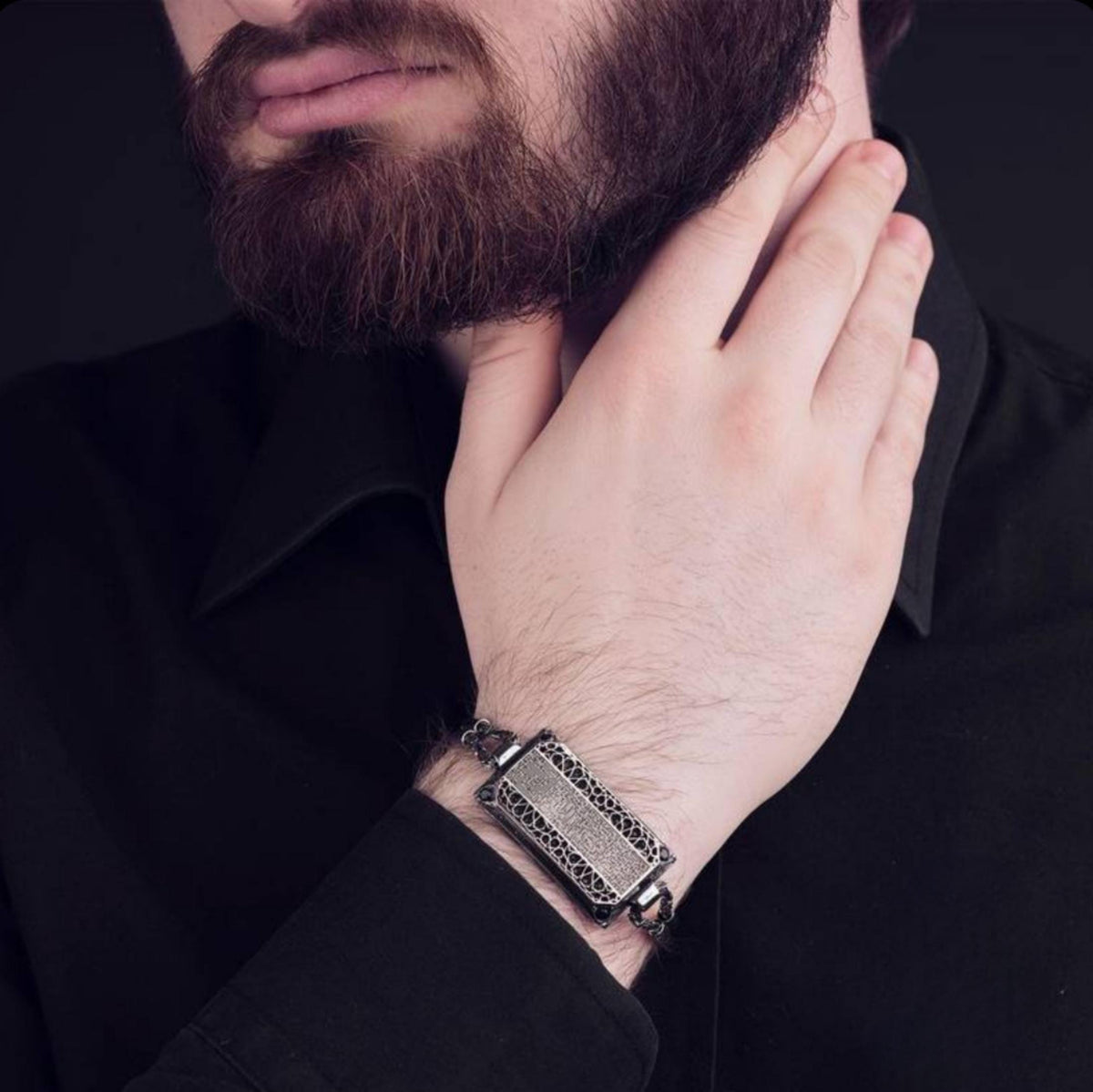 Four surahs rectangular bracelet with Kufic calligraphy – view 3