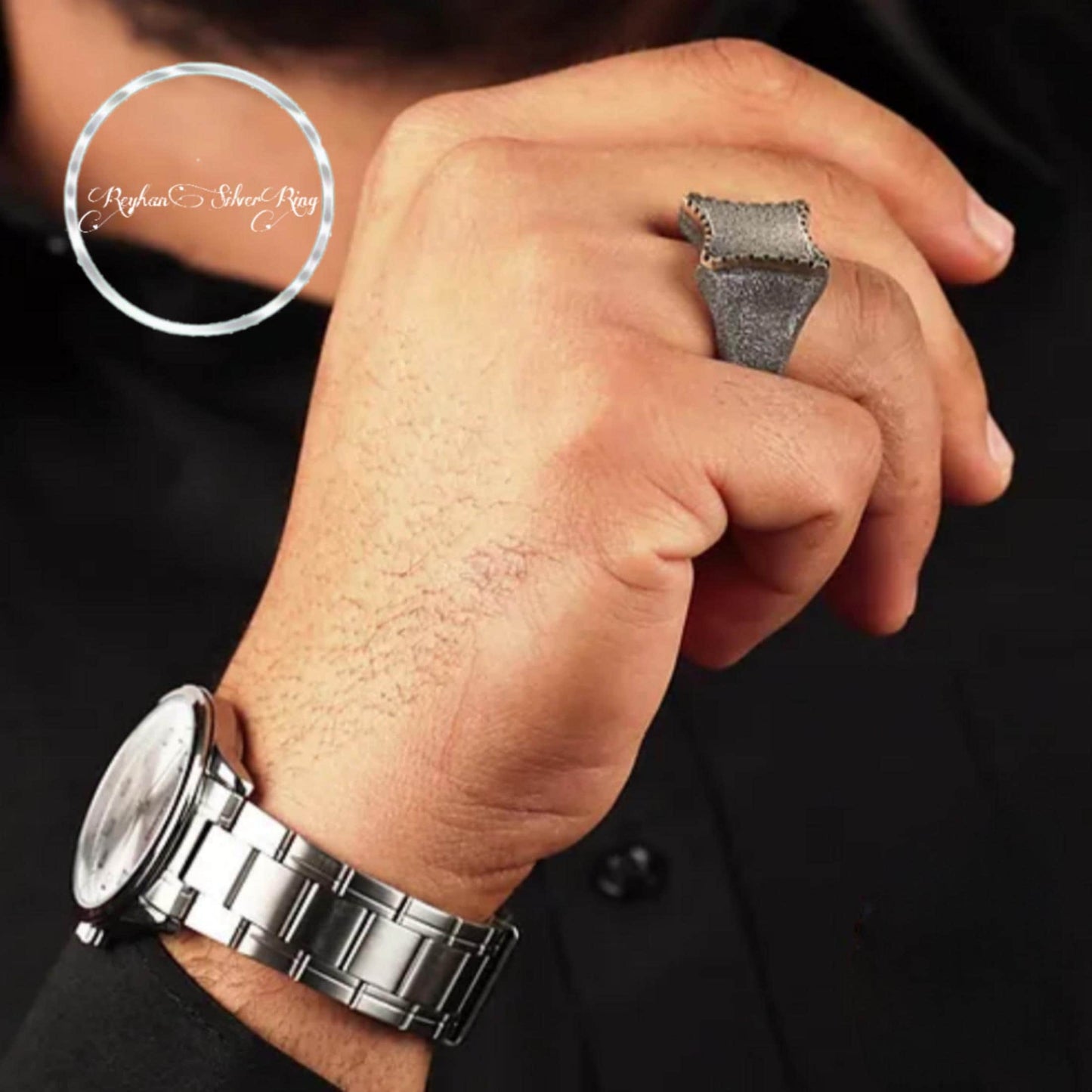 Handgefertigter Ring aus Sterlingsilber mit islamischer Kalligrafie – Esma-ül Hüsna Design