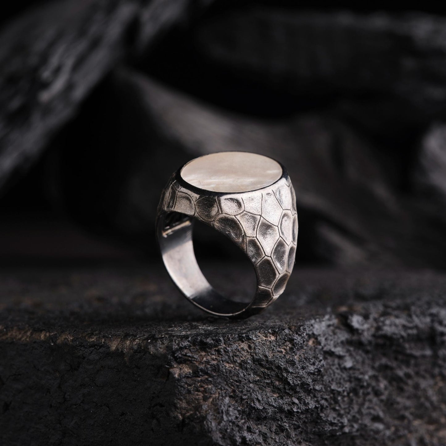 Mother of Pearl Sedef Stone 925 Sterling Silver Ring Wall Pattern Engraved Handcrafted