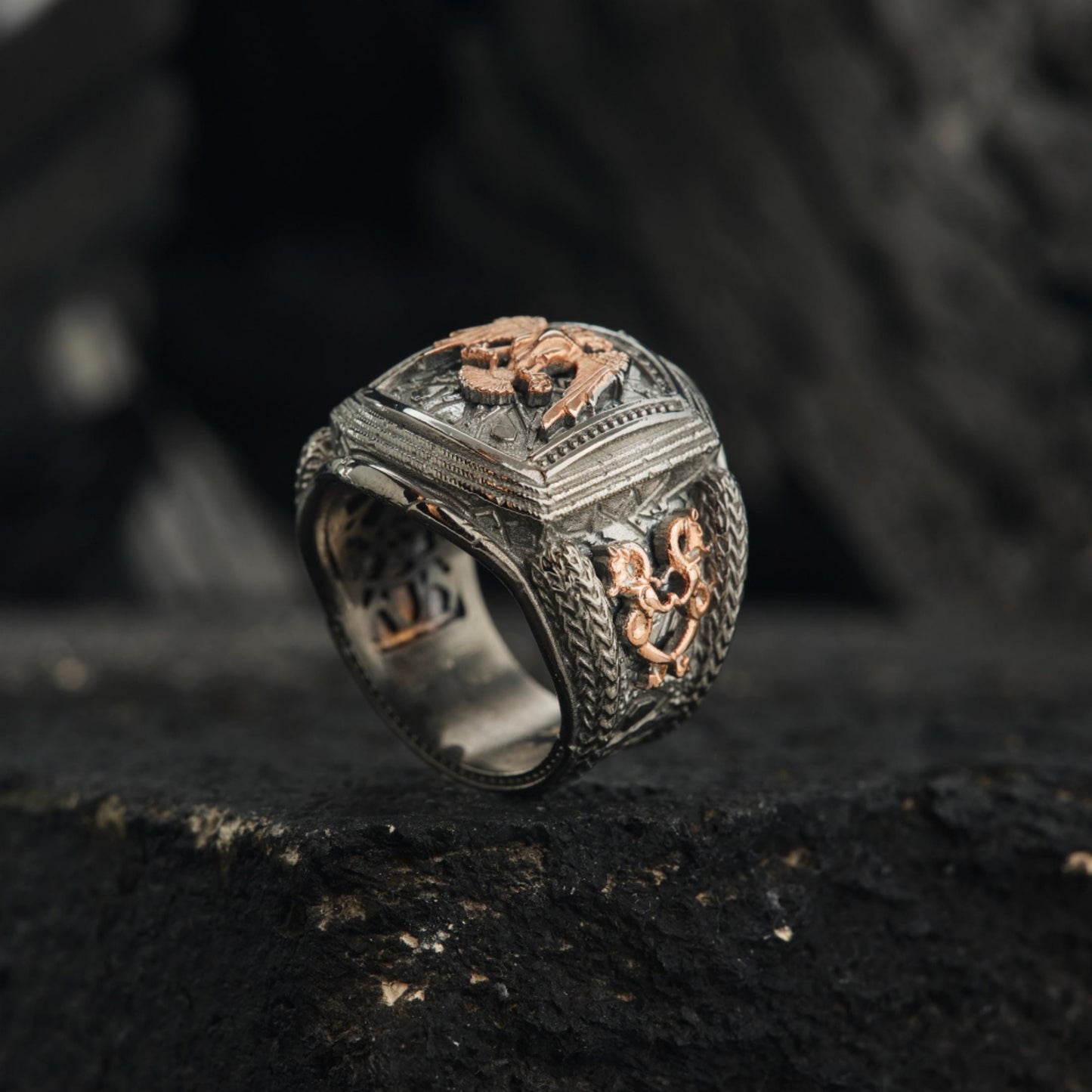 Doppeladlerring aus 925er Silber: Bozkurt- und Oghusen-Symbole, osmanischer Stil