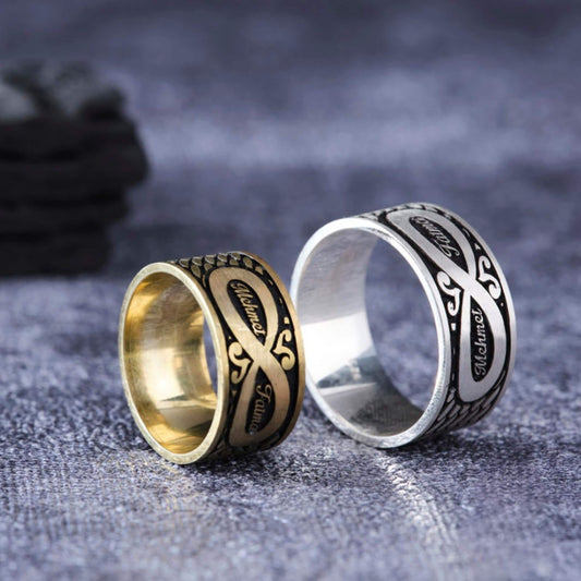 Personalisierter Infinity-Ring: Gravierter Partnerring aus Sterlingsilber