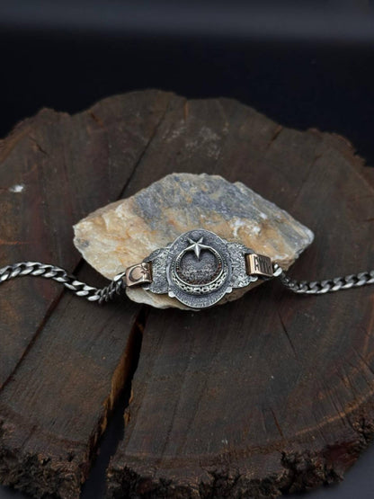 Crescent Star Bracelet – Red Topaz & Name Engraving | 925 Silver