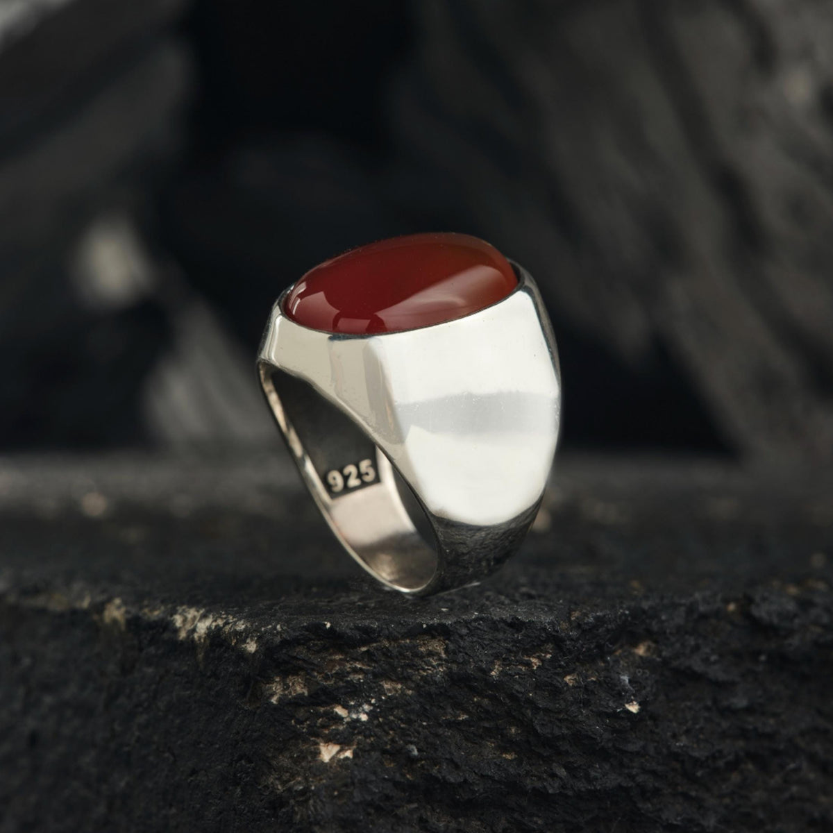 Simple agate stone ring – view 4