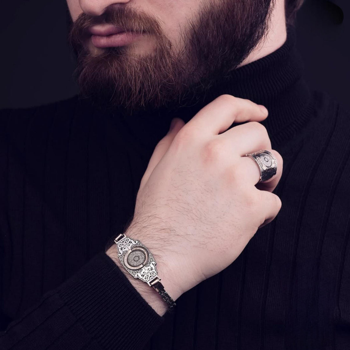 Islamic ring and bangle set with Surah Inshirah, Nas and Ikhlas – view 4