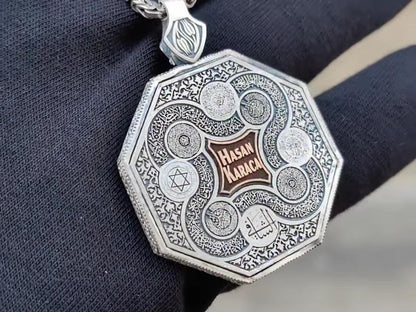 Islamic Protection Medallion Necklace – 925 Silver | Personalized