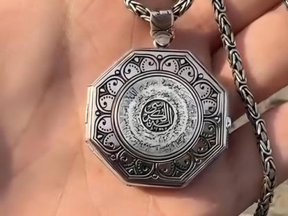 Islamic Prayer Medallion Necklace – Personalized 925 Sterling Silver Locket