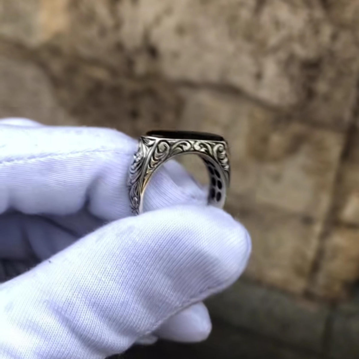 Engraved agate aqeeq Islamic men's ring – view 2